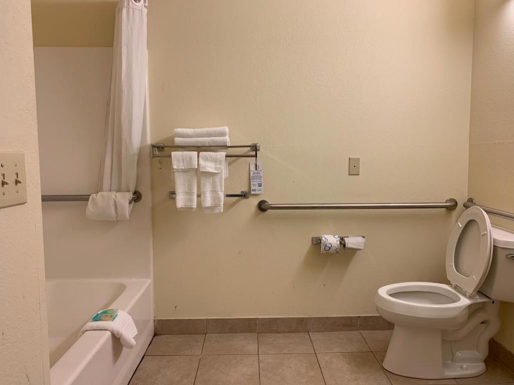 Rincon Inn&Suites Extérieur photo